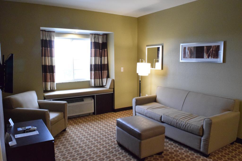 Microtel Inn And Suites Пекос Номер фото
